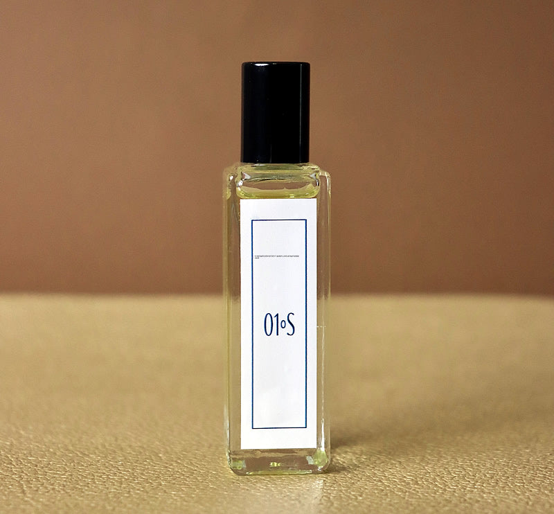 No Name No Logo Just No 01° Scent