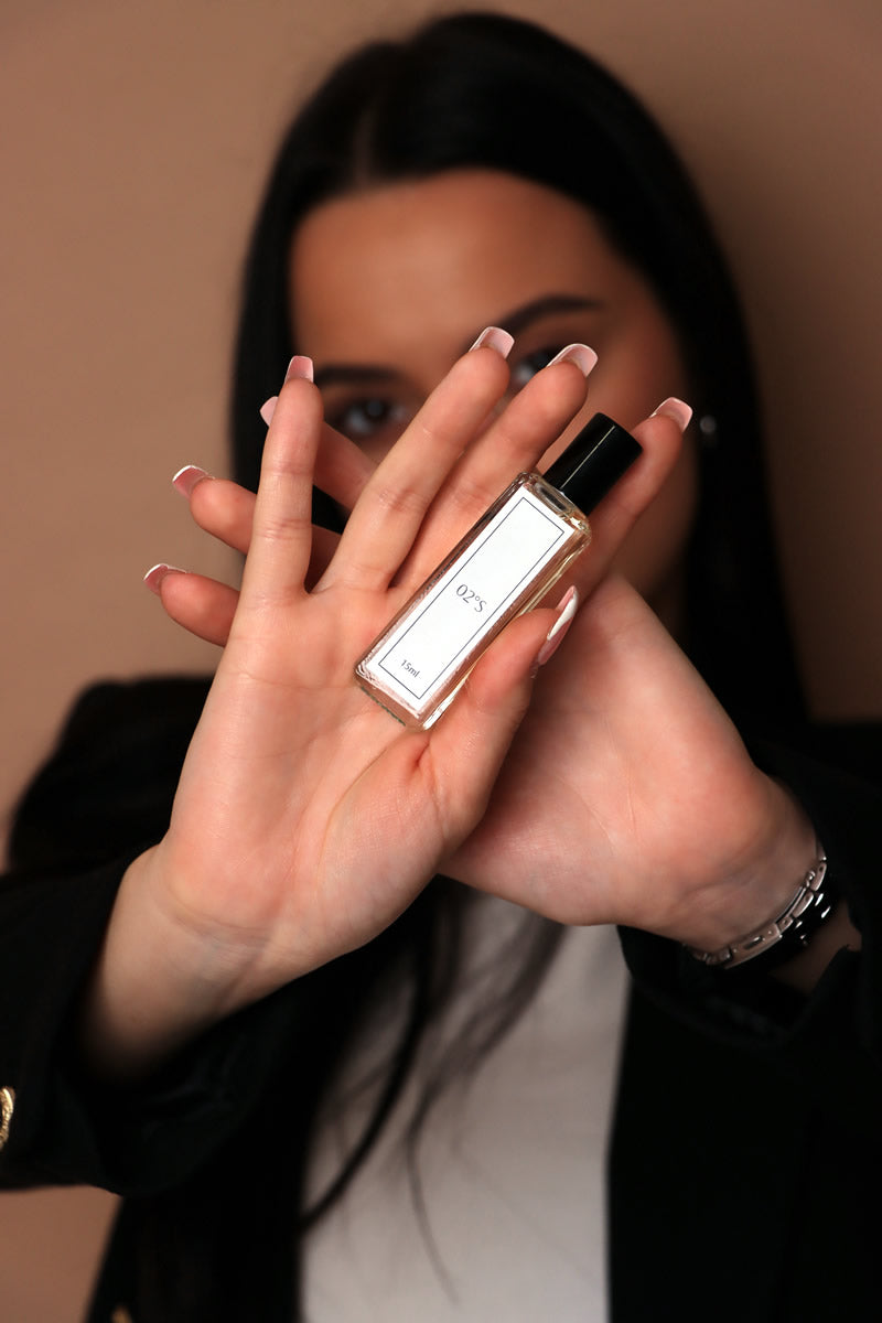 Без имена, без логотипа, само без мириса 02° inspirisan Millésime Impérial