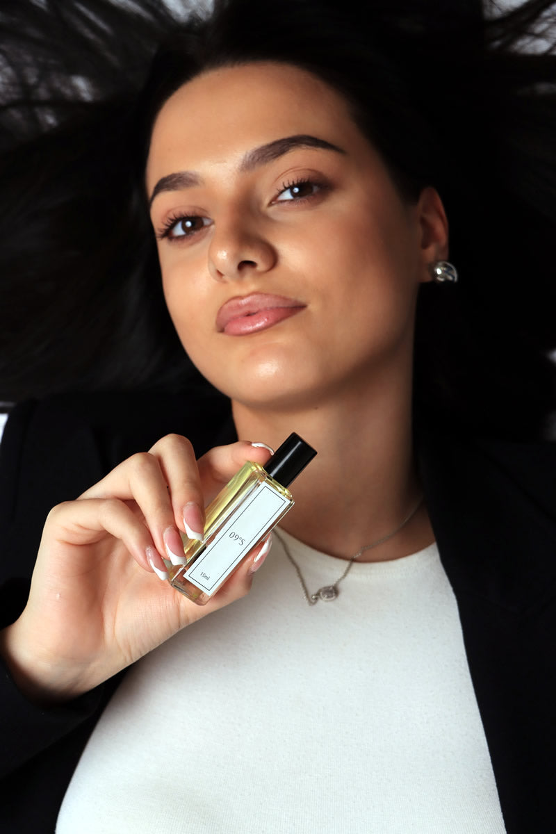 Без имена, без логотипа, само без мириса 09° inspirisan snagom Ombre Leather